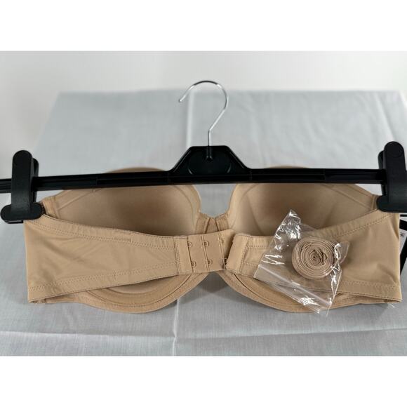 NEW Maidenform Womens 34C Pushup Plus Shaping Strapless Bra with 5-Way Straps - Picture 2 of 8